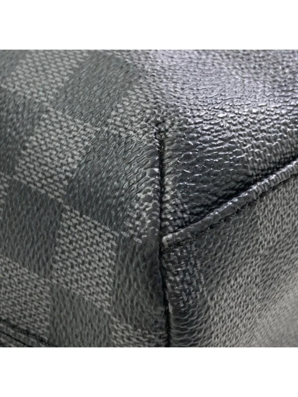 Louis Vuitton Mick MM Shoulder Bag Damier Canvas